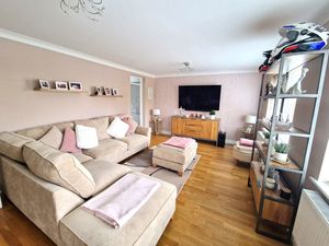 Photo 13- click for photo gallery